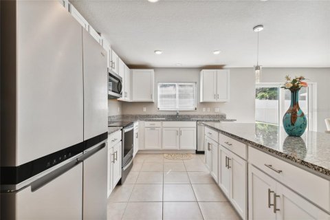 Casa en alquiler en Seffner, Florida, 5 dormitorios, 247.86 m2 № 1755119 - foto 11