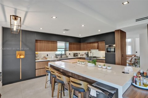 Villa ou maison à Weston, Floride 4 chambres, 196.95 m2 № 2332436