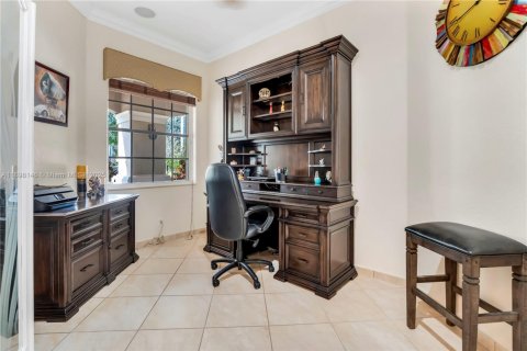 House in Weston, Florida 4 bedrooms, 174.28 sq.m. № 1971176 - photo 26