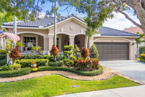 House in Weston, Florida 4 bedrooms, 174.28 sq.m. № 1971176 - photo 4