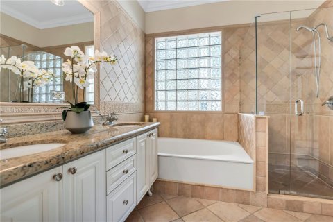 House in Weston, Florida 4 bedrooms, 174.28 sq.m. № 1971176 - photo 29