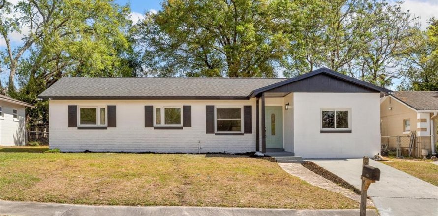 Casa en Orlando, Florida 3 dormitorios, 125.7 m2 № 1885206