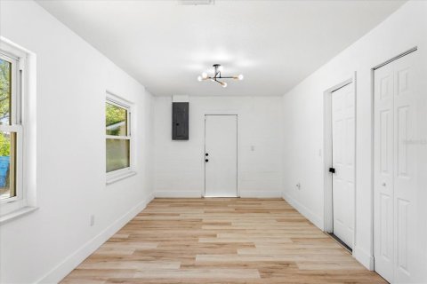 Casa en venta en Orlando, Florida, 3 dormitorios, 125.7 m2 № 1885206 - foto 13