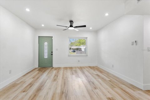 Casa en venta en Orlando, Florida, 3 dormitorios, 125.7 m2 № 1885206 - foto 6