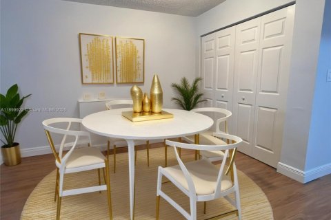 Снять в аренду кондоминиум в Пальметто-Бей, Флорида 1 спальня, 61.69м2, № 1951629 - фото 5