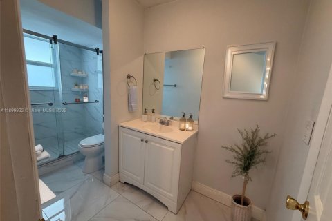 Снять в аренду кондоминиум в Пальметто-Бей, Флорида 1 спальня, 61.69м2, № 1951629 - фото 10
