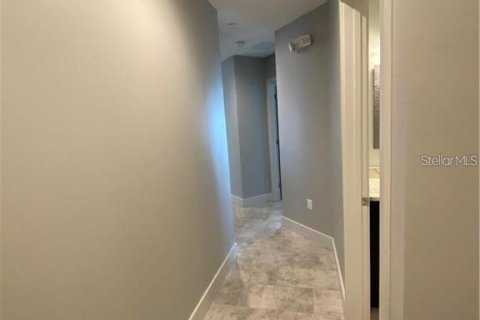 Copropriété à louer à Sarasota, Floride: 2 chambres, 95.5 m2 № 2123252 - photo 15