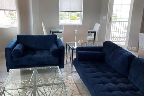 Copropriété à louer à Sarasota, Floride: 2 chambres, 95.5 m2 № 2123252 - photo 7