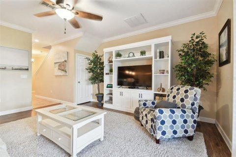 Townhouse in Palm Harbor, Florida 3 bedrooms, 195.28 sq.m. № 1845050 - photo 11