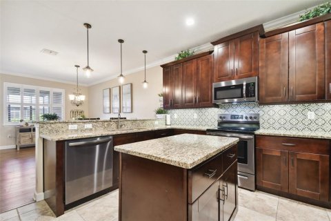 Townhouse in Palm Harbor, Florida 3 bedrooms, 195.28 sq.m. № 1845050 - photo 21