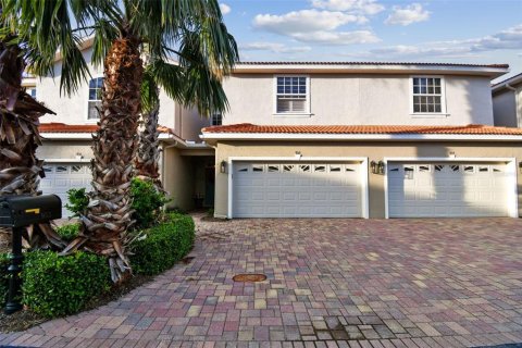 Townhouse in Palm Harbor, Florida 3 bedrooms, 195.28 sq.m. № 1845050 - photo 3