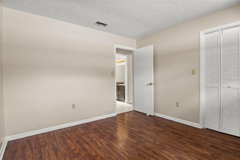 Villa ou maison à vendre à Lakeland, Floride: 4 chambres, 206.99 m2 № 2151960 - photo 25