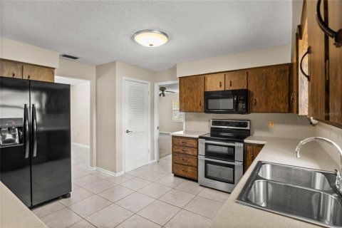 Villa ou maison à vendre à Lakeland, Floride: 4 chambres, 206.99 m2 № 2151960 - photo 9