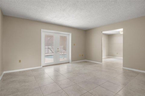 Villa ou maison à vendre à Lakeland, Floride: 4 chambres, 206.99 m2 № 2151960 - photo 28