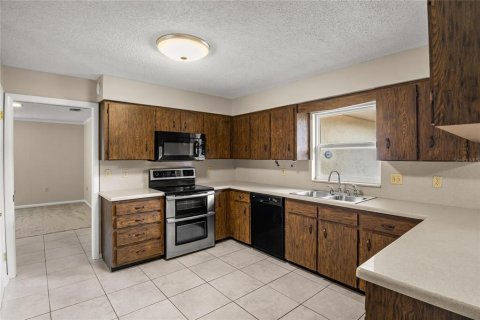 Villa ou maison à vendre à Lakeland, Floride: 4 chambres, 206.99 m2 № 2151960 - photo 7