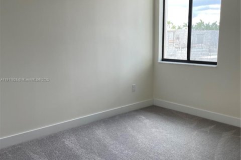 Купить таунхаус в Дорал, Флорида 3 спальни, 149.57м2, № 1967649 - фото 12