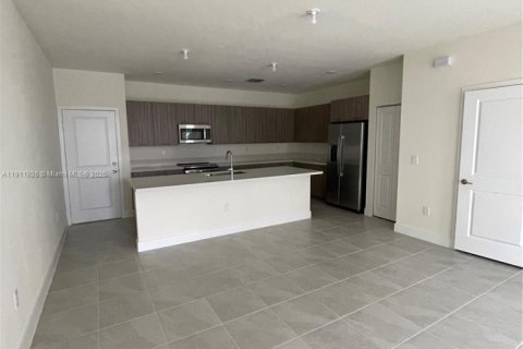 Купить таунхаус в Дорал, Флорида 3 спальни, 149.57м2, № 1967649 - фото 7