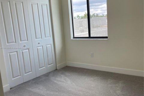 Купить таунхаус в Дорал, Флорида 3 спальни, 149.57м2, № 1967649 - фото 10