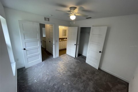 House in Brooksville, Florida 4 bedrooms, 196.21 sq.m. № 1264494 - photo 11