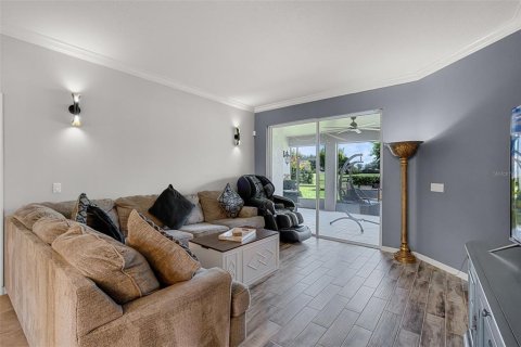 Villa ou maison à vendre à Orlando, Floride: 5 chambres, 338.91 m2 № 1913573 - photo 10