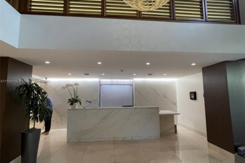 Condominio en venta en Miami, Florida, 2 dormitorios, 88.26 m2 № 1741558 - foto 10