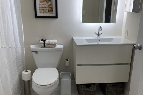 Condominio en venta en Miami, Florida, 2 dormitorios, 88.26 m2 № 1741558 - foto 13
