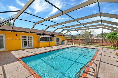 Casa en alquiler en Cutler Bay, Florida, 4 dormitorios, 173.26 m2 № 2009588 - foto 20
