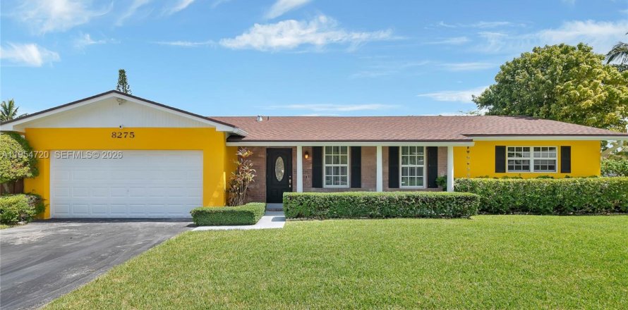 Casa en Cutler Bay, Florida 4 dormitorios, 173.26 m2 № 2009588