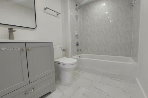 Copropriété à louer à Miami Beach, Floride: 2 chambres, 87.33 m2 № 2257182 - photo 8