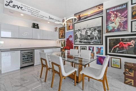 Copropriété à vendre à North Palm Beach, Floride: 4 chambres, 241.73 m2 № 2431455 - photo 11
