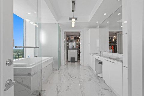 Copropriété à vendre à North Palm Beach, Floride: 4 chambres, 241.73 m2 № 2431455 - photo 18