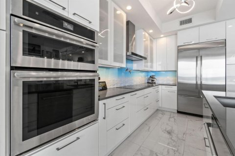 Copropriété à vendre à North Palm Beach, Floride: 4 chambres, 241.73 m2 № 2431455 - photo 7