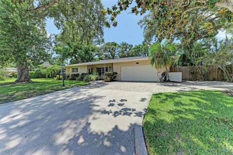 House in Bradenton, Florida 3 bedrooms, 171.03 sq.m. № 2324024 - photo 3