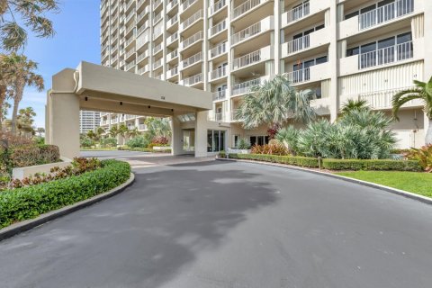 Condominio en alquiler en Boca Raton, Florida, 3 dormitorios, 247.12 m2 № 1221195 - foto 1