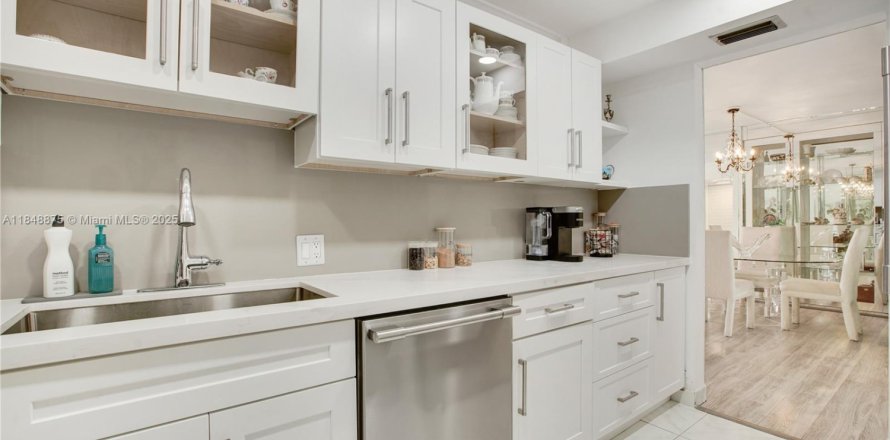 Condominio en Aventura, Florida, 2 dormitorios  № 1962060
