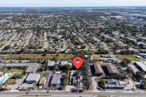 Immobilier commercial à louer à Orlando, Floride: 292.64 m2 № 2108465 - photo 13