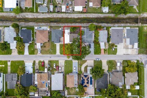 Casa en venta en Tampa, Florida, 3 dormitorios, 101.08 m2 № 1803766 - foto 30