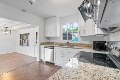 Casa en venta en Tampa, Florida, 3 dormitorios, 101.08 m2 № 1803766 - foto 13