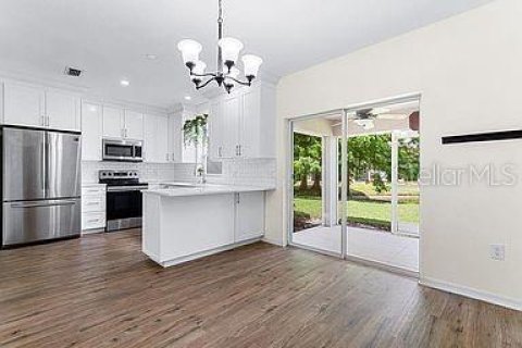 Touwnhouse à louer à Lakewood Ranch, Floride: 3 chambres, 118.54 m2 № 2414992 - photo 13