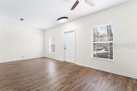 Touwnhouse à louer à Lakewood Ranch, Floride: 3 chambres, 118.54 m2 № 2414992 - photo 6