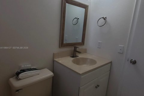 Снять в аренду кондоминиум в Майами, Флорида 3 спальни, 112.88м2, № 2045569 - фото 14