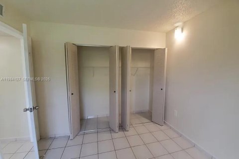 Снять в аренду кондоминиум в Майами, Флорида 3 спальни, 112.88м2, № 2045569 - фото 19