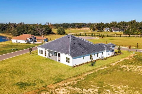 Casa en venta en Dade City, Florida, 4 dormitorios, 324.69 m2 № 2129966 - foto 3