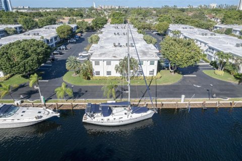 Condo à Fort Lauderdale, Floride, 2 chambres  № 2084697