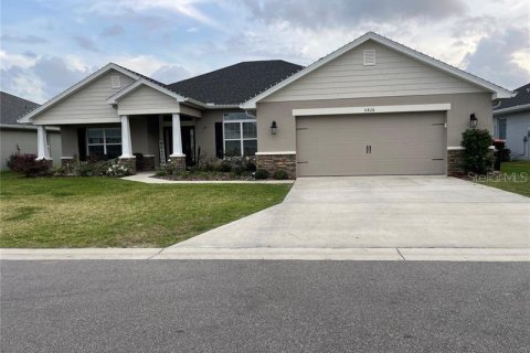 Casa en alquiler en Ocala, Florida, 4 dormitorios, 234.3 m2 № 1899387 - foto 1