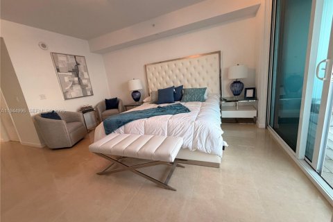 Condo in Hollywood, Florida, 3 bedrooms  № 2002339 - photo 26