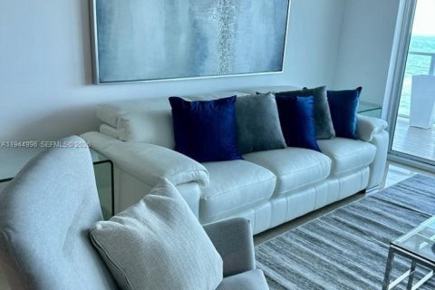 Condo in Hollywood, Florida, 3 bedrooms  № 2002339 - photo 10