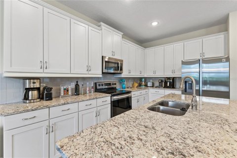 Купить виллу или дом в Киссимми, Флорида 8 комнат, 273.6м2, № 1602425 - фото 21