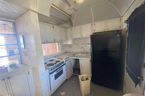 Condo in Aventura, Florida, 1 bedroom  № 2039175 - photo 4