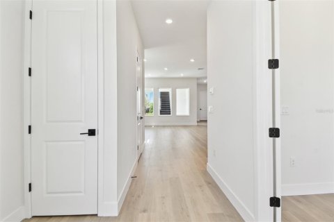 Casa en venta en Sarasota, Florida, 4 dormitorios, 270.72 m2 № 1736297 - foto 5